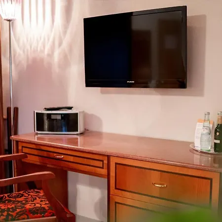 Stadt Aparthaus Lägenhet Waren (Mueritz)